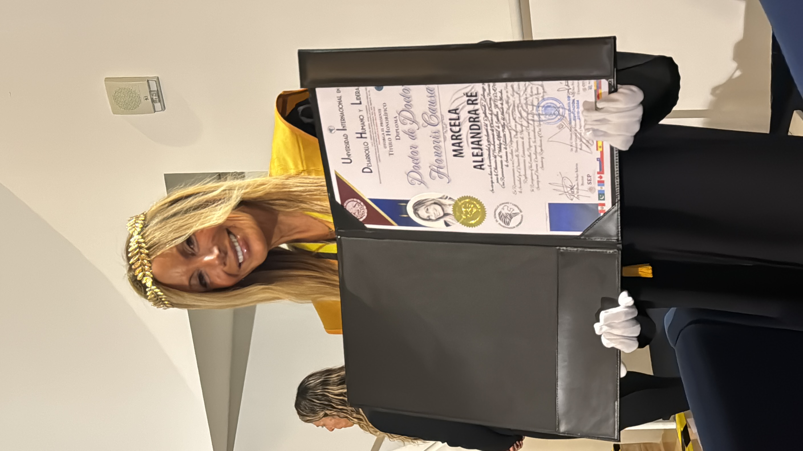 Dra. Marcela Ré recibe el título de Doctor de Doctores Honoris Causa, 2024